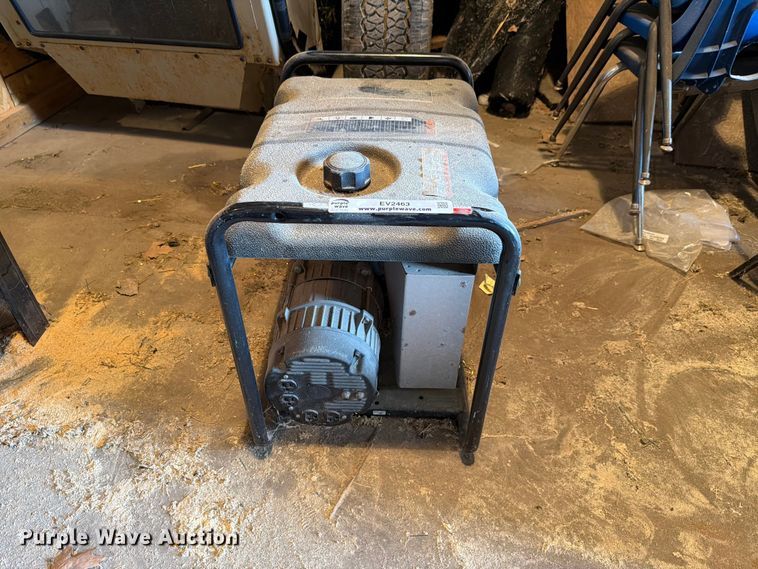 image for item EV2463 Briggs and Stratton generator