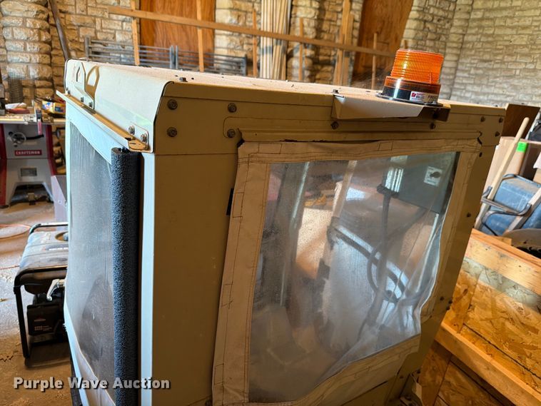 image for item EV2464 Grasshopper 930D cab
