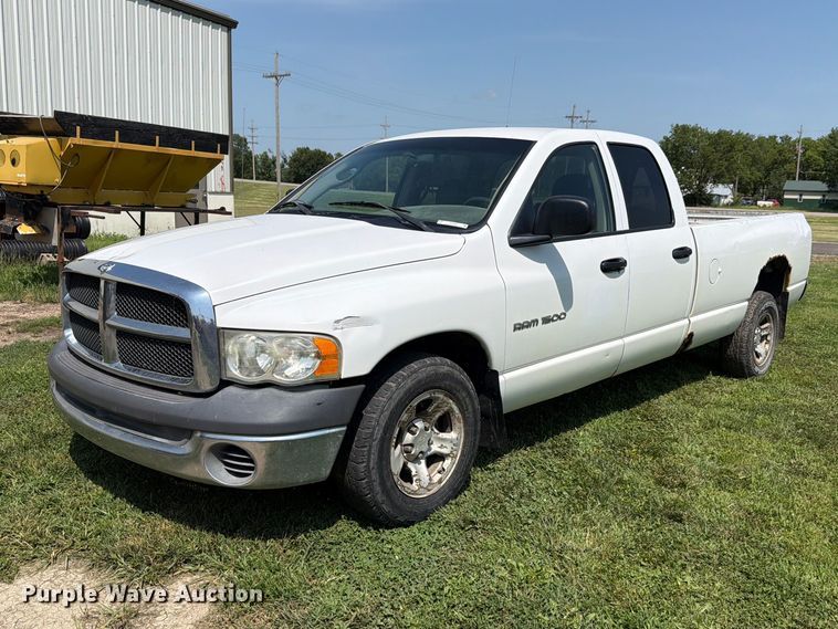 2002 Dodge Ram 1500 Ext. Cab pickup truck