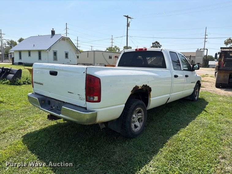 image for item EV2468 2002 Dodge Ram 1500 Ext. Cab pickup truck