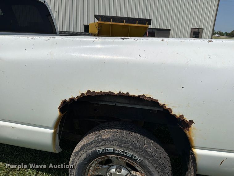 image for item EV2468 2002 Dodge Ram 1500 Ext. Cab pickup truck