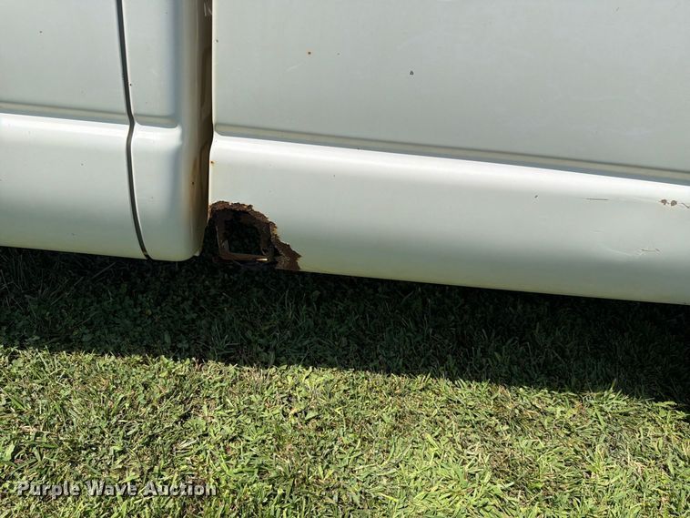 image for item EV2468 2002 Dodge Ram 1500 Ext. Cab pickup truck