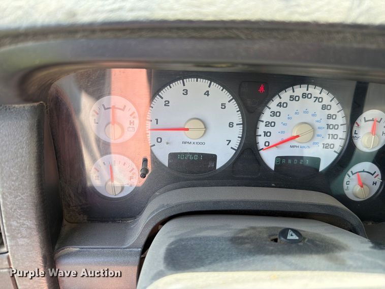 image for item EV2468 2002 Dodge Ram 1500 Ext. Cab pickup truck