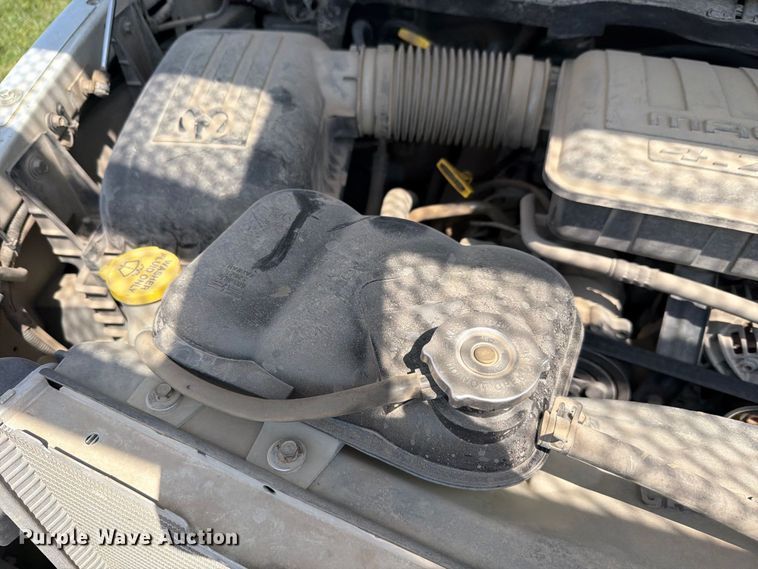 image for item EV2468 2002 Dodge Ram 1500 Ext. Cab pickup truck