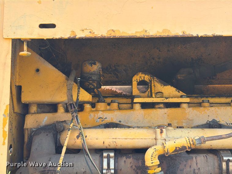 image for item EV2469 1971 Enryte chip spreader