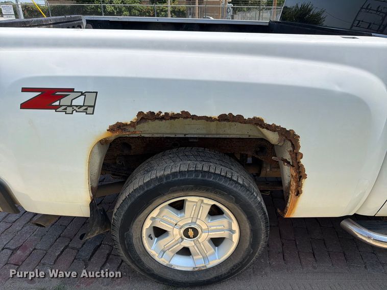 image for item EV2473 2008 Chevrolet Silverado 1500 Crew Cab pickup truck