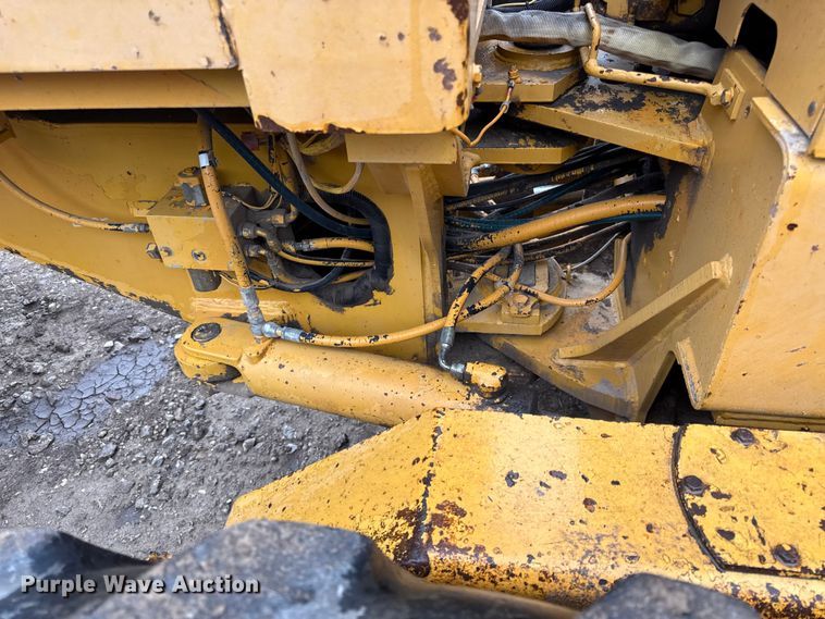 image for item EV6032 1993 John Deere 770B motor grader