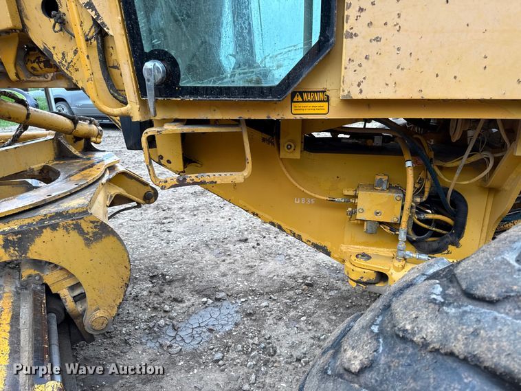 image for item EV6032 1993 John Deere 770B motor grader