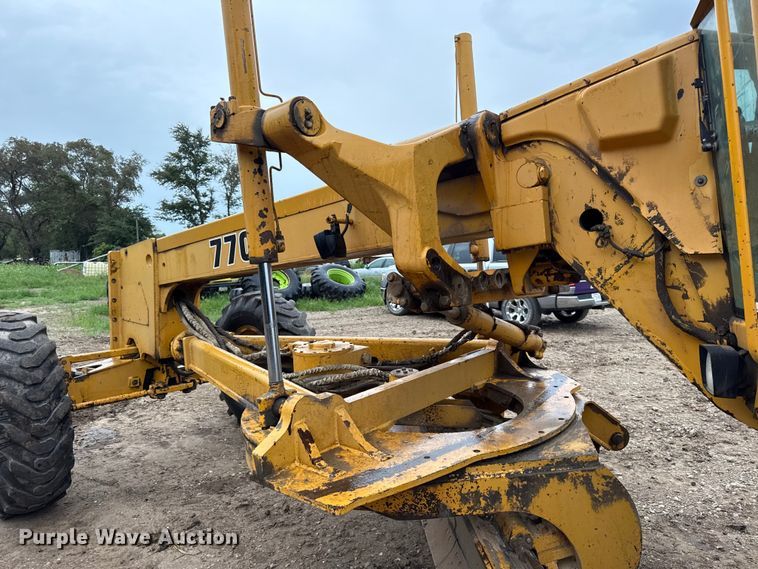 image for item EV6032 1993 John Deere 770B motor grader