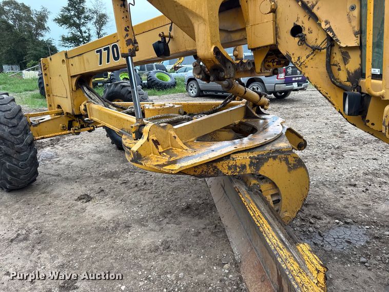 image for item EV6032 1993 John Deere 770B motor grader