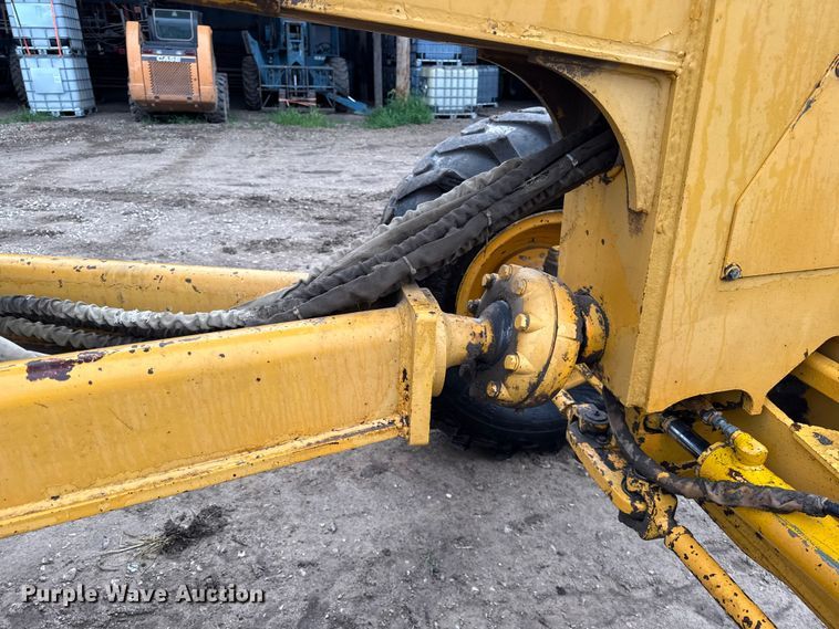 image for item EV6032 1993 John Deere 770B motor grader