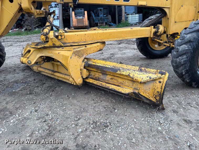 image for item EV6032 1993 John Deere 770B motor grader