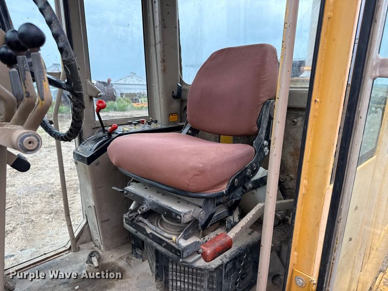 image for item EV6032 1993 John Deere 770B motor grader