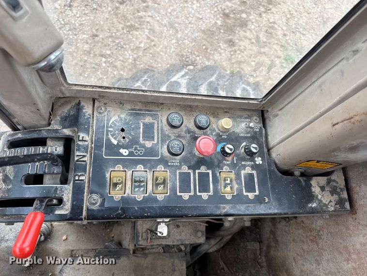 image for item EV6032 1993 John Deere 770B motor grader