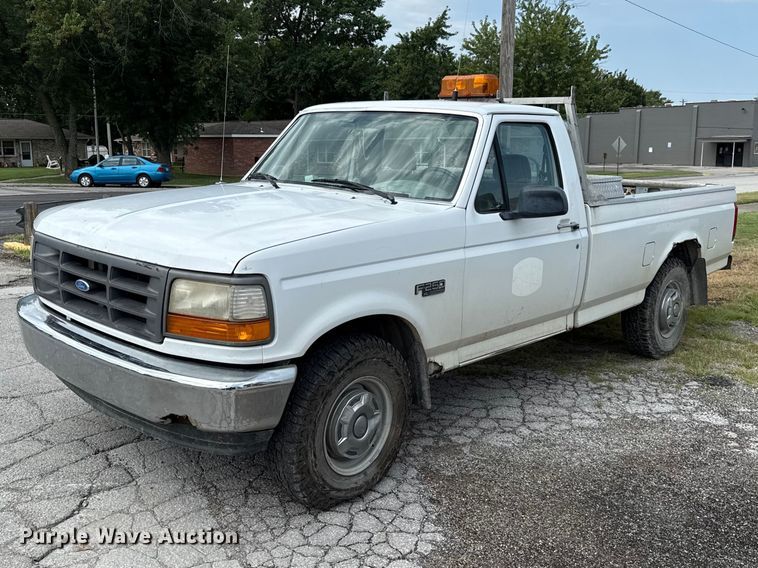 1996 Ford F250 pickup truck
