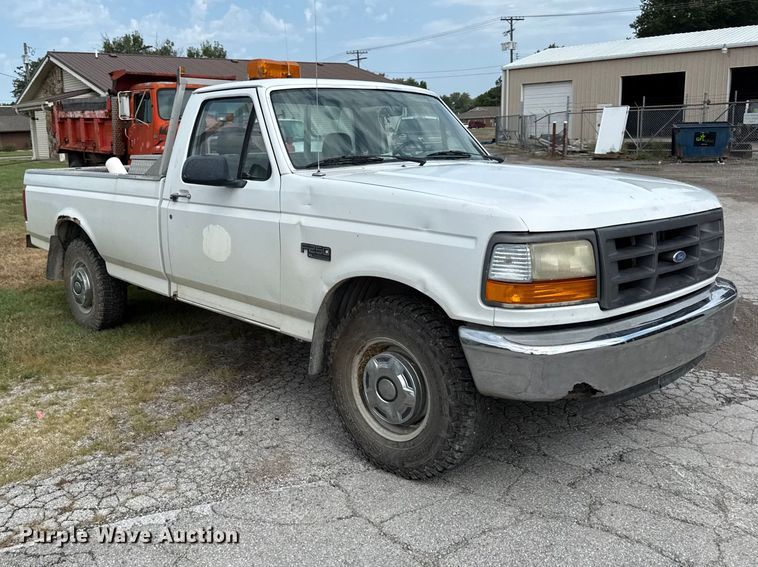 image for item EV6057 1996 Ford F250 pickup truck