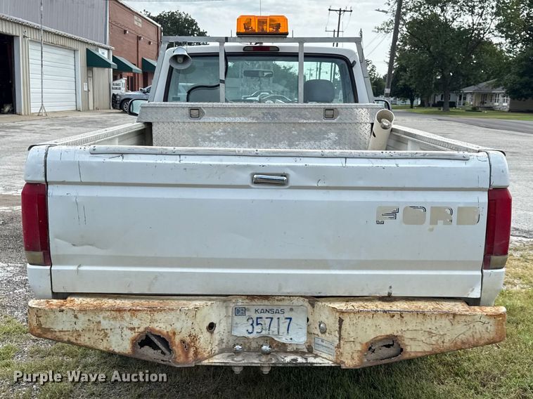 image for item EV6057 1996 Ford F250 pickup truck