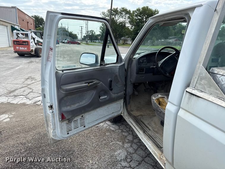 image for item EV6057 1996 Ford F250 pickup truck