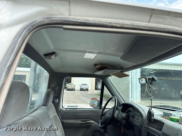 image for item EV6057 1996 Ford F250 pickup truck