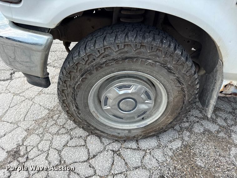 image for item EV6057 1996 Ford F250 pickup truck