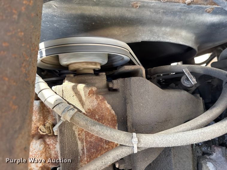 image for item EV6058 1986 International 1754 dump truck