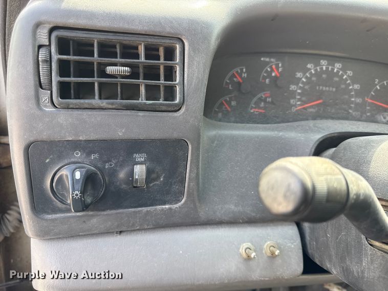 image for item EV6059 1999 Ford F350 dump flatbed pickup truck