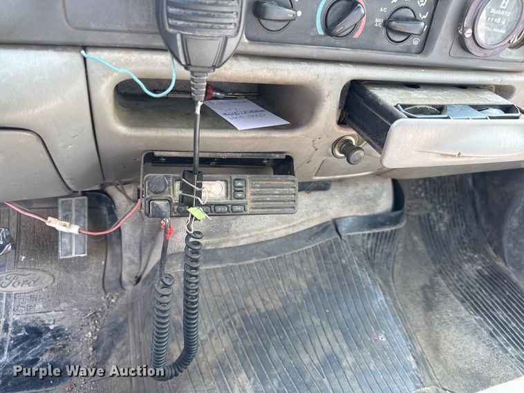 image for item EV6059 1999 Ford F350 dump flatbed pickup truck