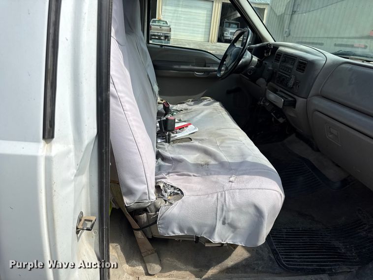 image for item EV6059 1999 Ford F350 dump flatbed pickup truck