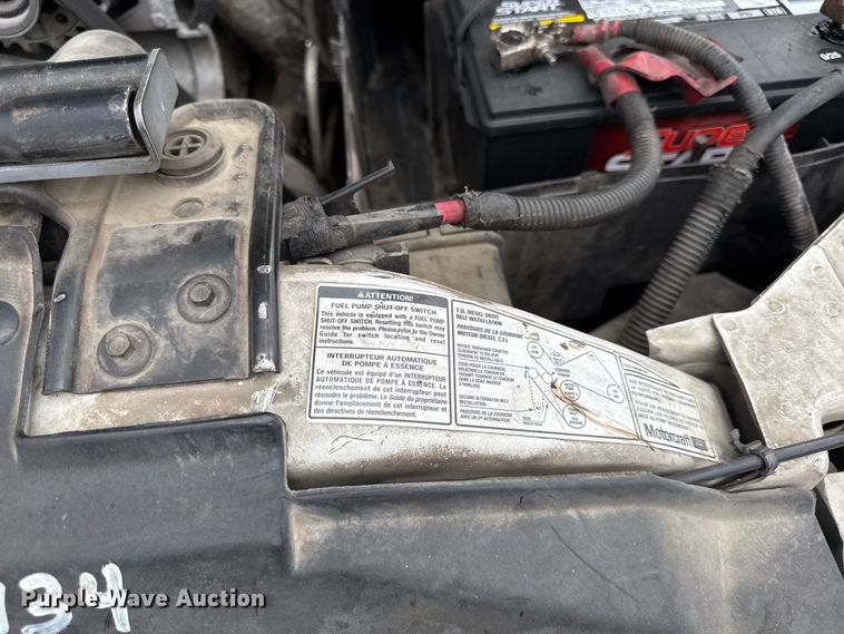 image for item EV7662 2002 Ford F550 Super Duty XL flatbed truck