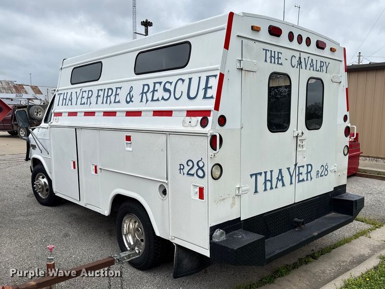 image for item EV7663 1988 Chevrolet C30 utility van