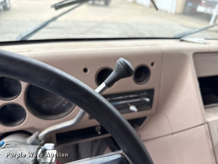 image for item EV7663 1988 Chevrolet C30 utility van