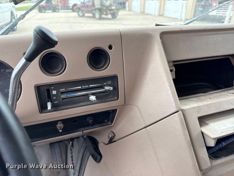 image for item EV7663 1988 Chevrolet C30 utility van