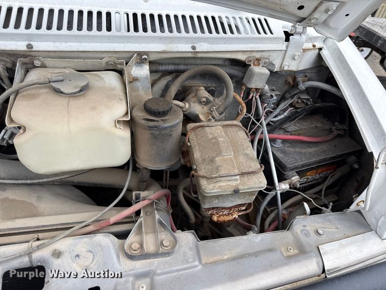 image for item EV7663 1988 Chevrolet C30 utility van