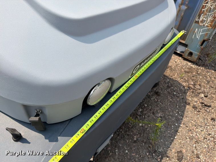 image for item EW2180 Advance SW8000 sweeper