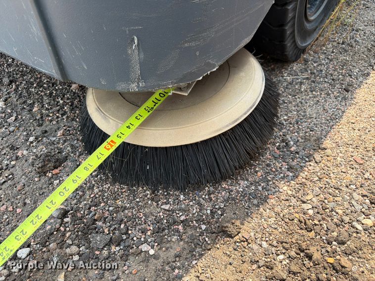 image for item EW2180 Advance SW8000 sweeper