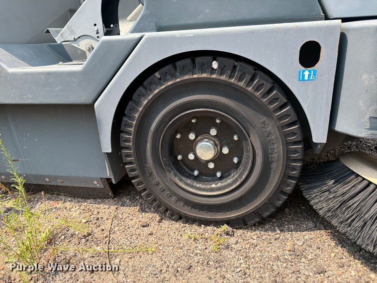 image for item EW2180 Advance SW8000 sweeper