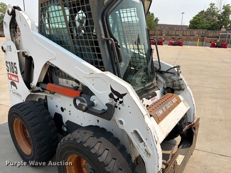 image for item EW2182 2009 Bobcat S184 skid steer loader