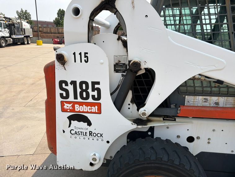 image for item EW2182 2009 Bobcat S184 skid steer loader