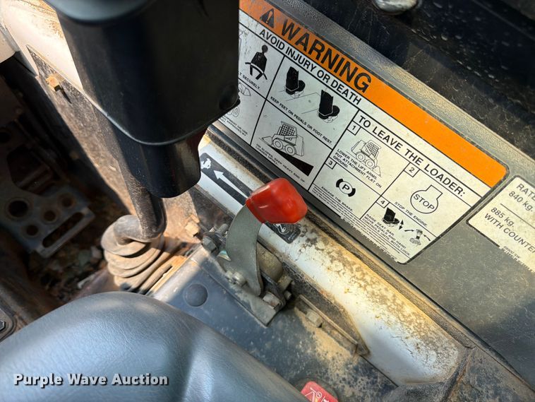 image for item EW2182 2009 Bobcat S184 skid steer loader