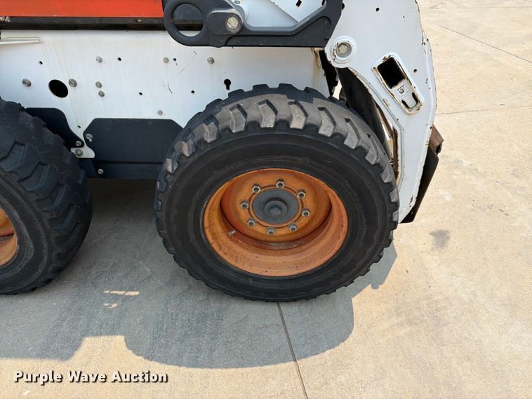image for item EW2182 2009 Bobcat S184 skid steer loader
