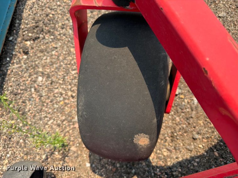 image for item EW2183 Gravely 991117 ZTR lawn mower