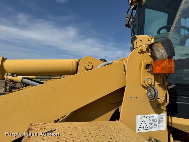 image for item EW4122 1998 Caterpillar 938G wheel loader