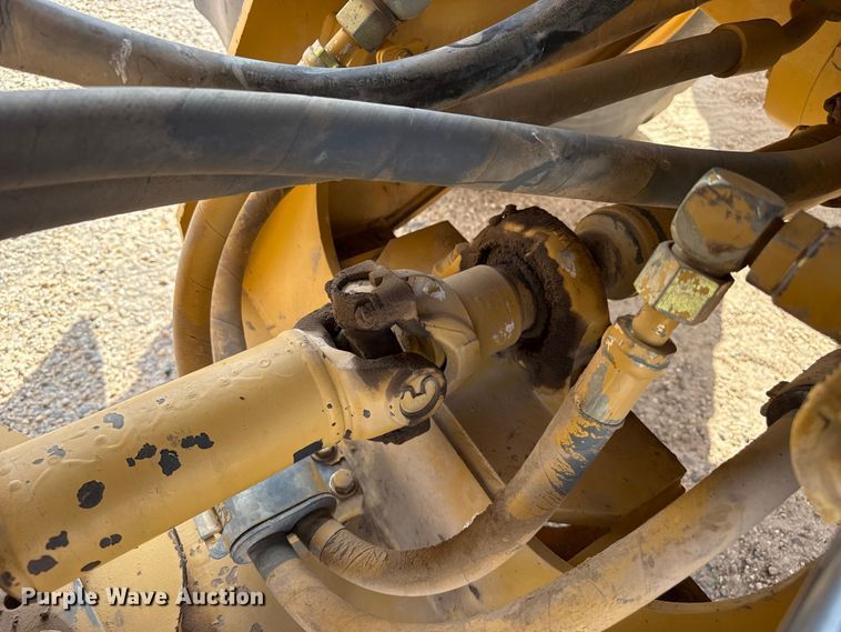image for item EW4122 1998 Caterpillar 938G wheel loader