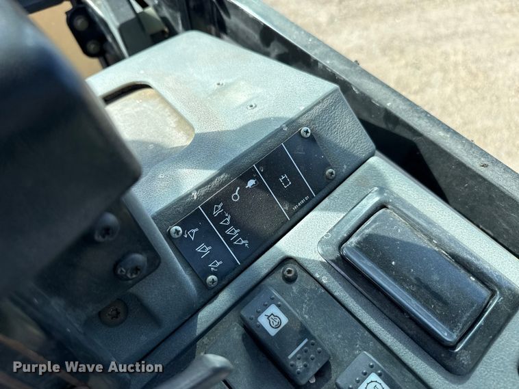 image for item EW4122 1998 Caterpillar 938G wheel loader