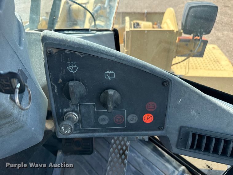 image for item EW4122 1998 Caterpillar 938G wheel loader
