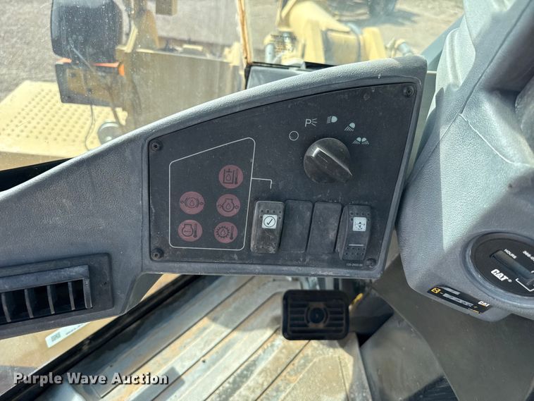 image for item EW4122 1998 Caterpillar 938G wheel loader