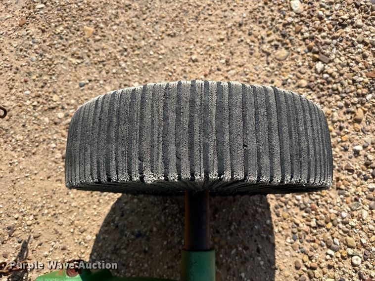 image for item EW4124 John Deere batwing rotary mower