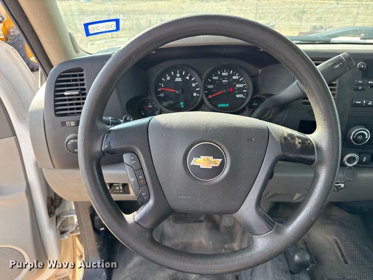 image for item EW4125 2012 Chevrolet Silverado 1500 pickup truck