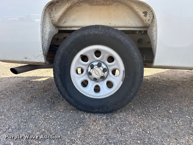 image for item EW4125 2012 Chevrolet Silverado 1500 pickup truck