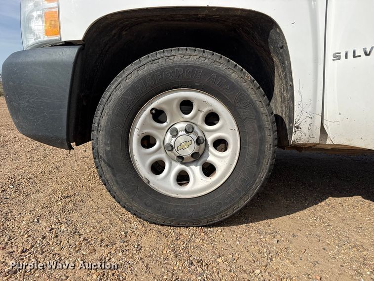 image for item EW4125 2012 Chevrolet Silverado 1500 pickup truck